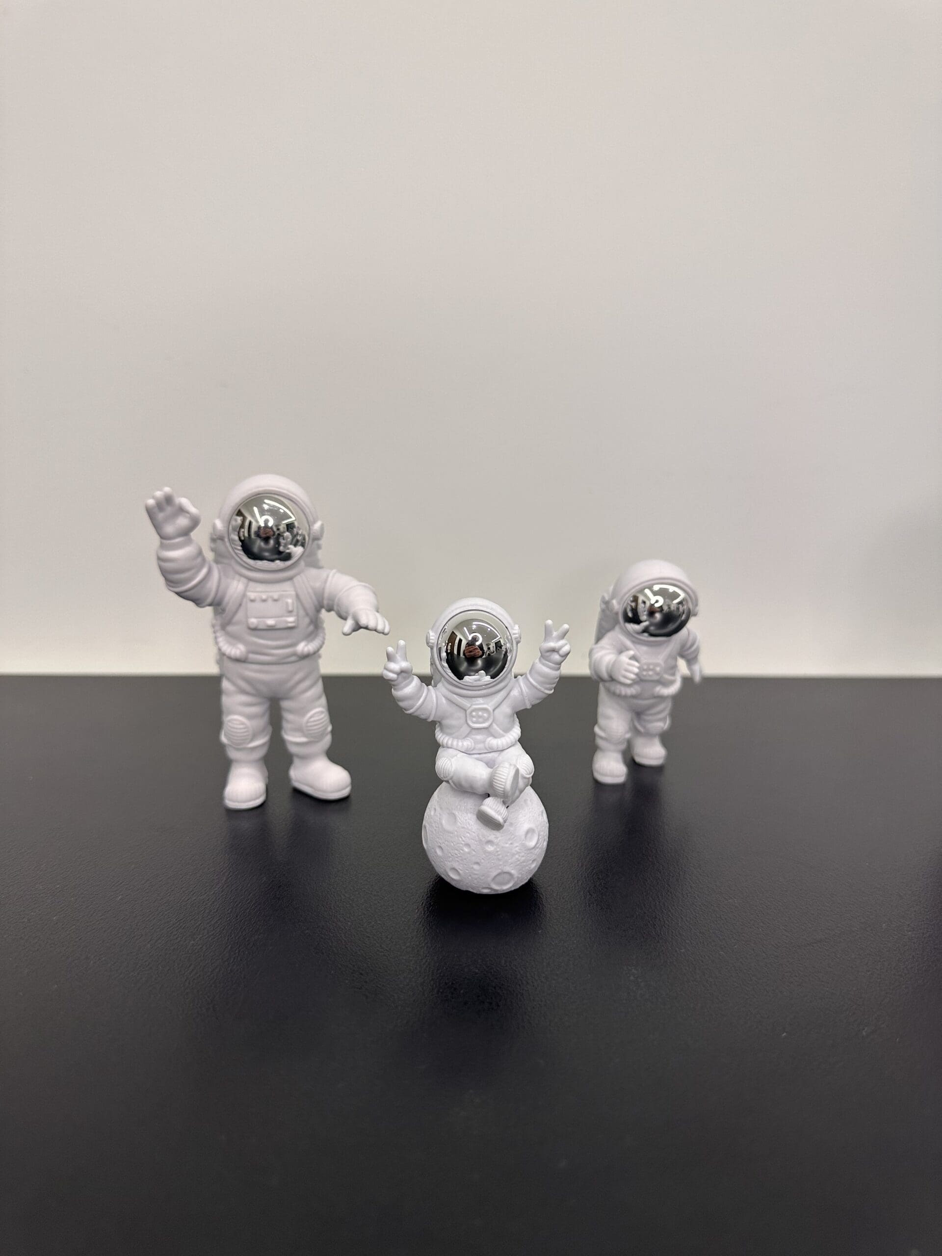 IMG_9422 Set of three Small Astronauts - Image 1