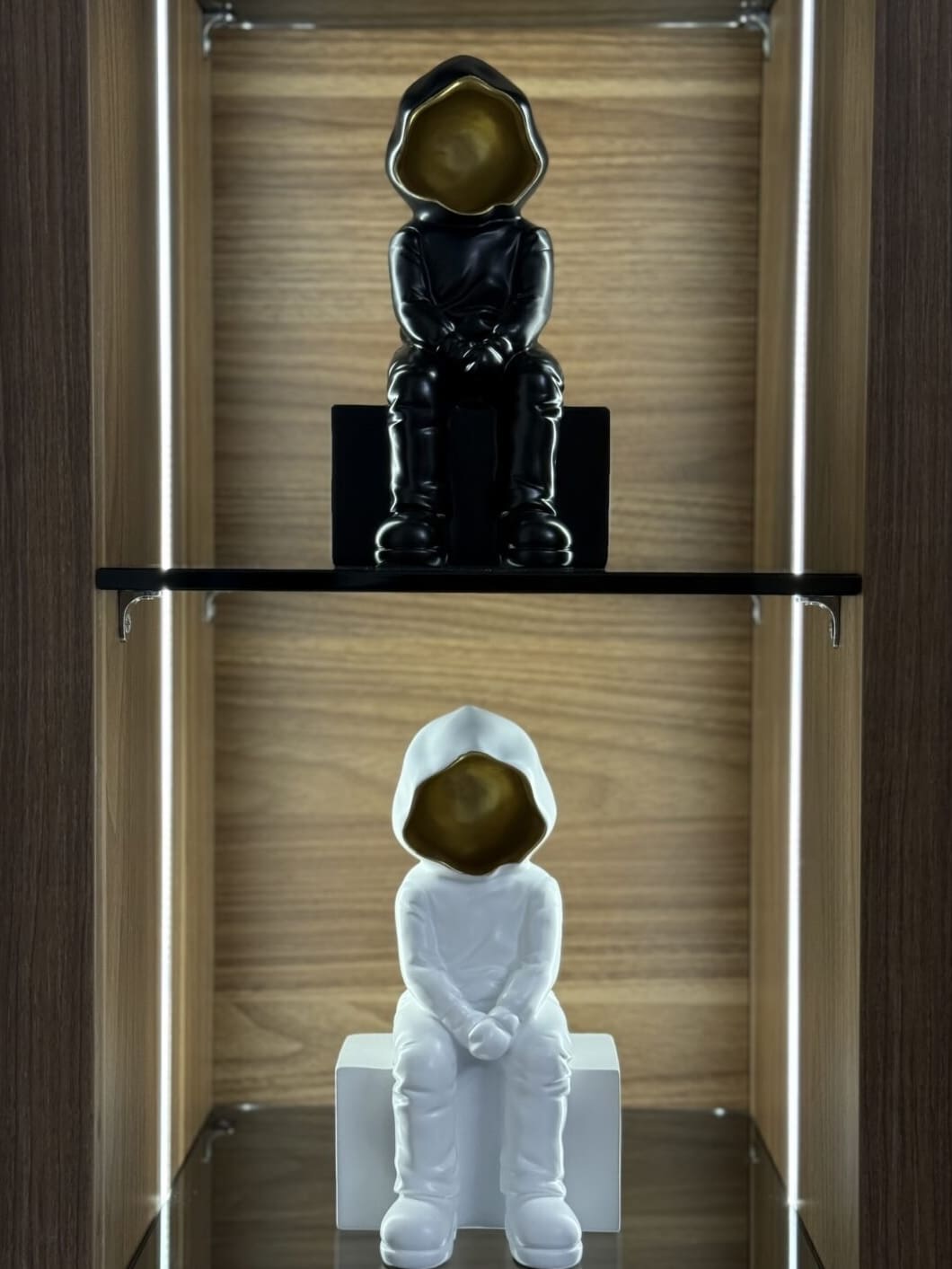 IMG_2677 Faceless Sitting Resin Statue - Image 1