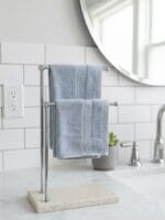 Stand Towel