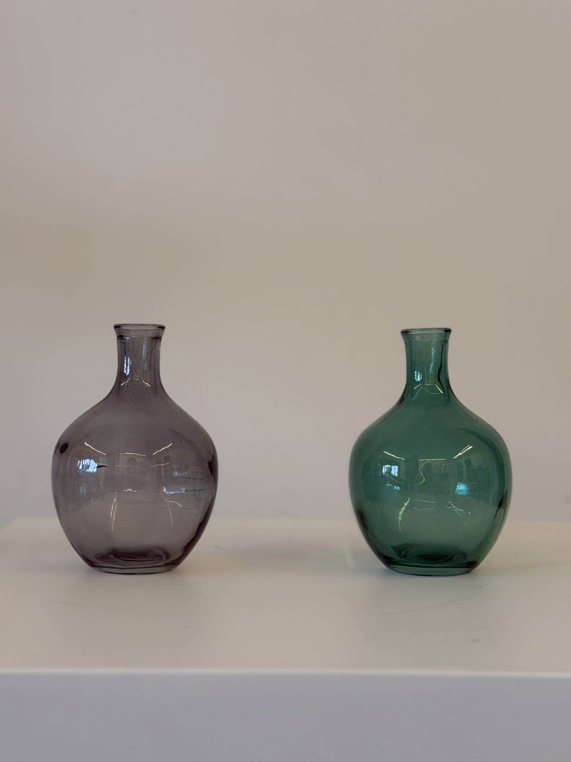 IMG_3404 Aura Glass Vase - Image 1