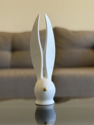 Elegant Bunny Decor