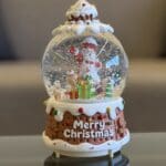 Gingerbread Christmas Snow Globe