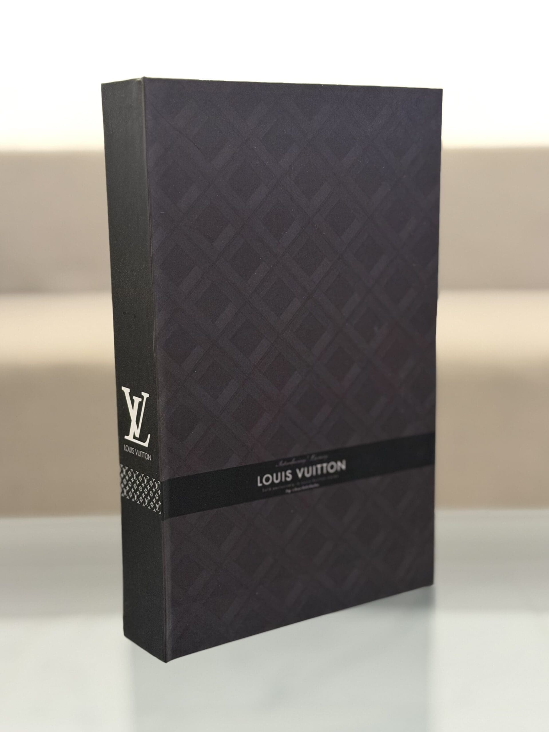 IMG_9995 Louis Vuitton - Image 1